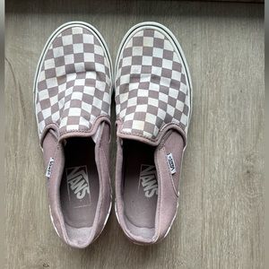 mauve and white checkered slip on vans